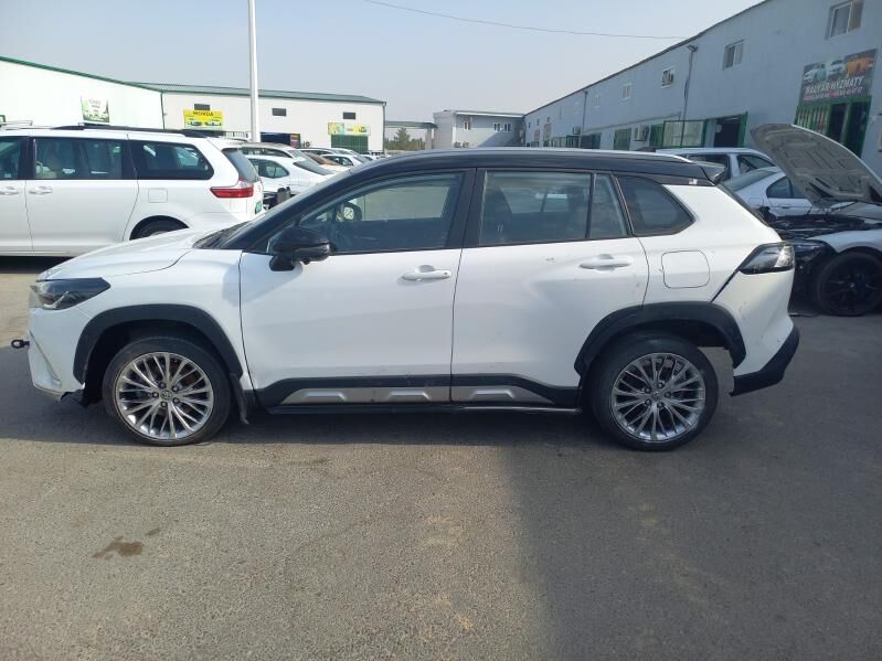 Toyota Corolla Cross 2024 - 300 000 TMT - Бузмеин - img 5