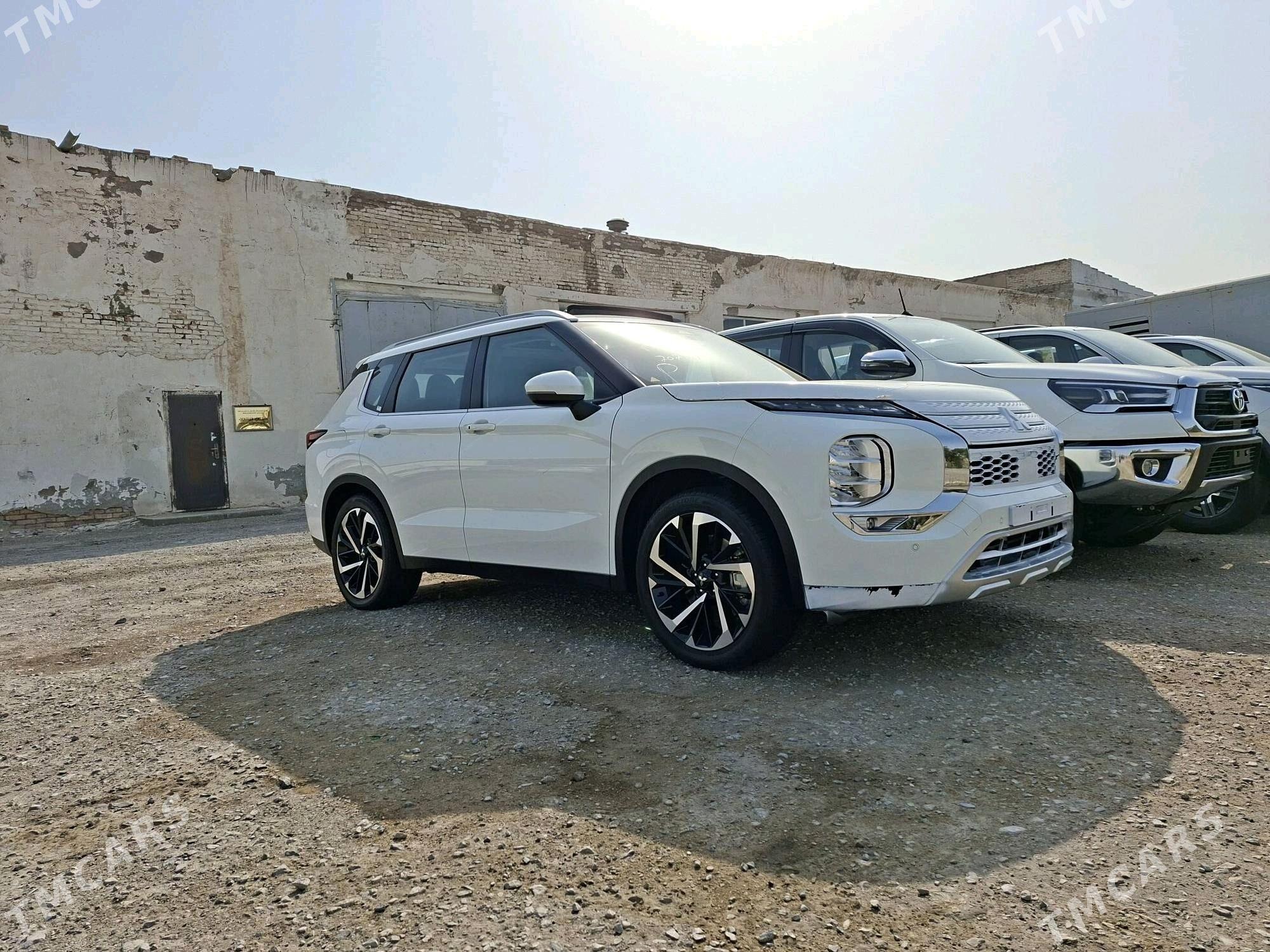 Mitsubishi Outlander 2025 - 500 000 TMT - Туркменабат - img 1