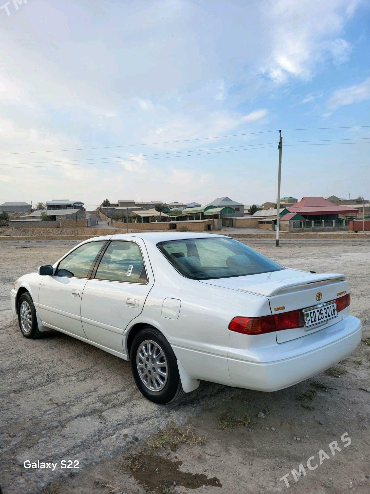Toyota Camry 2000 - 175 000 TMT - Магданлы - img 1