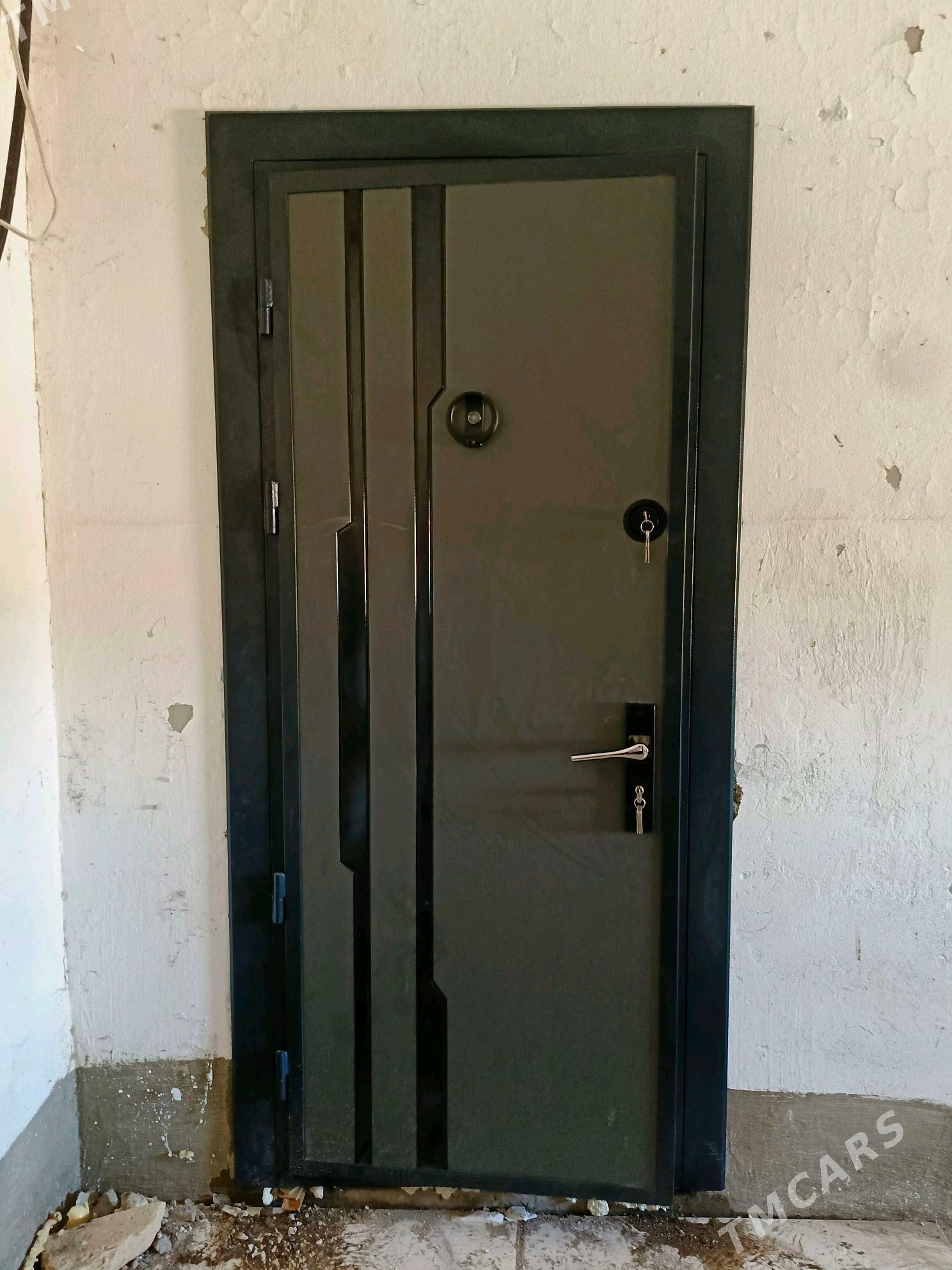 Demir Gapy yasamaly - Байрамали - img 1