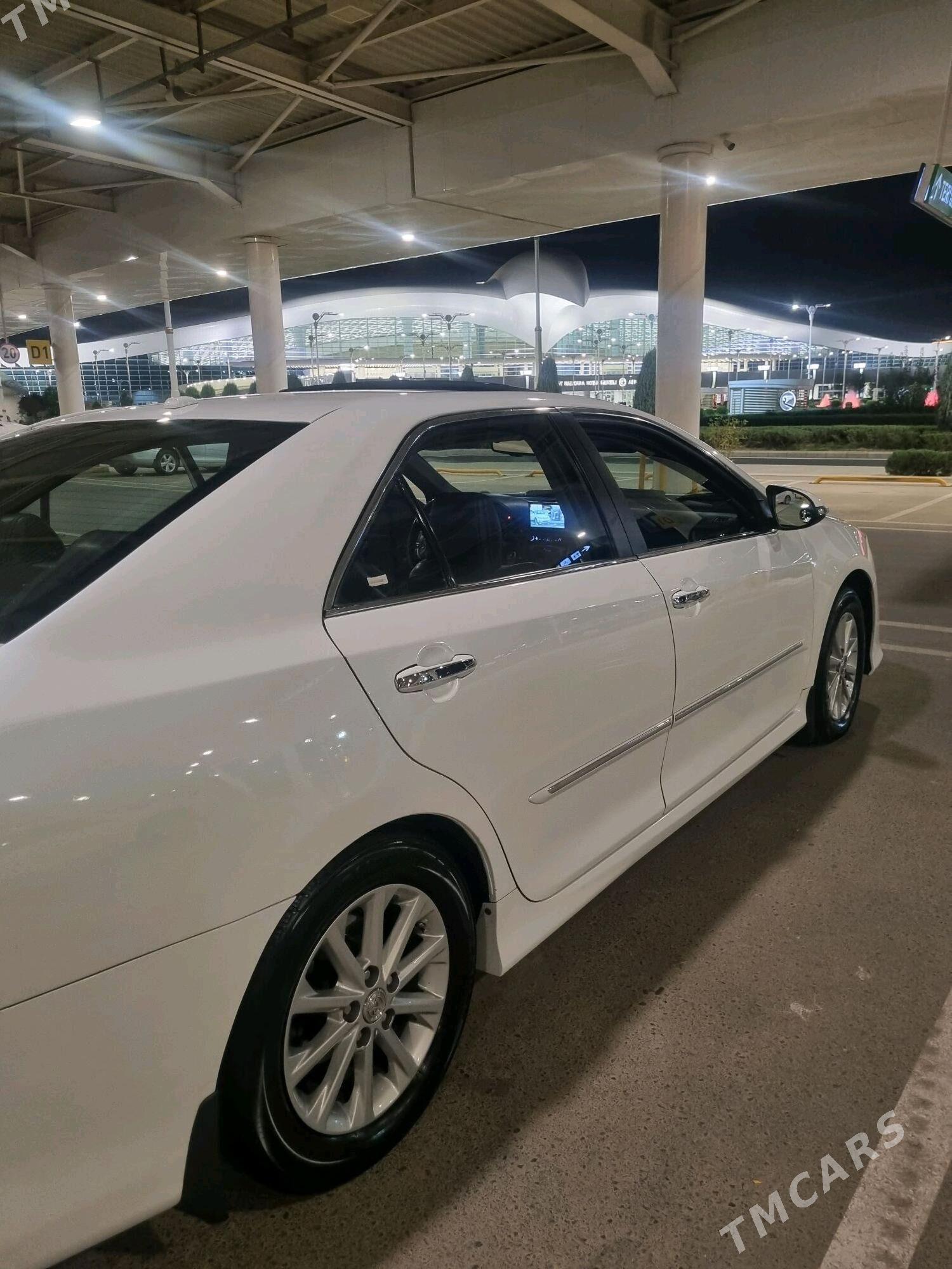 Toyota Camry 2015 - 270 000 TMT - Бузмеин ГРЭС - img 6