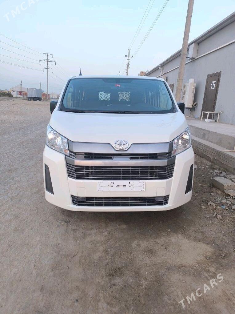 Toyota Hiace 2021 - 550 000 TMT - Mary - img 1