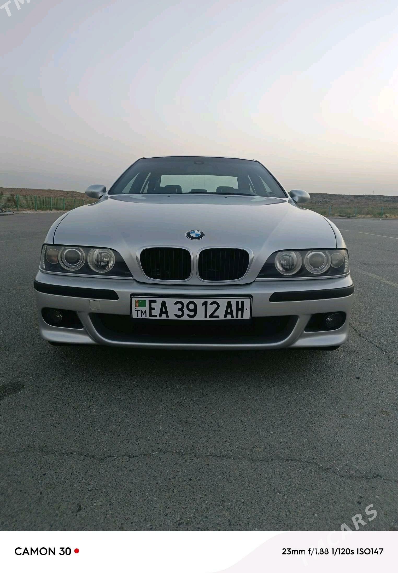 BMW E39 2001 - 150 000 TMT - Parahat 4 - img 1