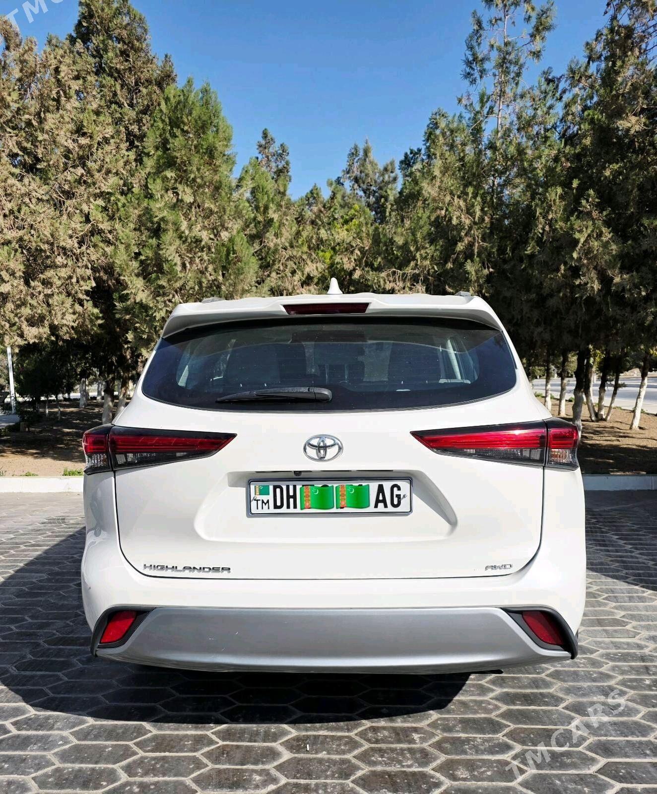 Toyota Highlander 2021 - 440 000 TMT - Ашхабад - img 4