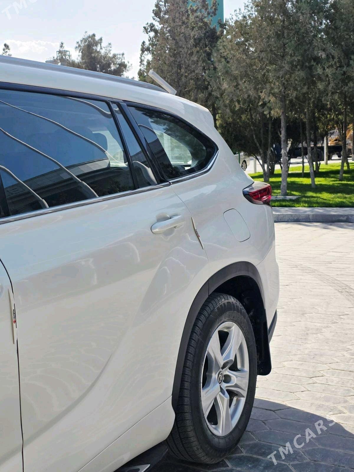 Toyota Highlander 2021 - 440 000 TMT - Ашхабад - img 2