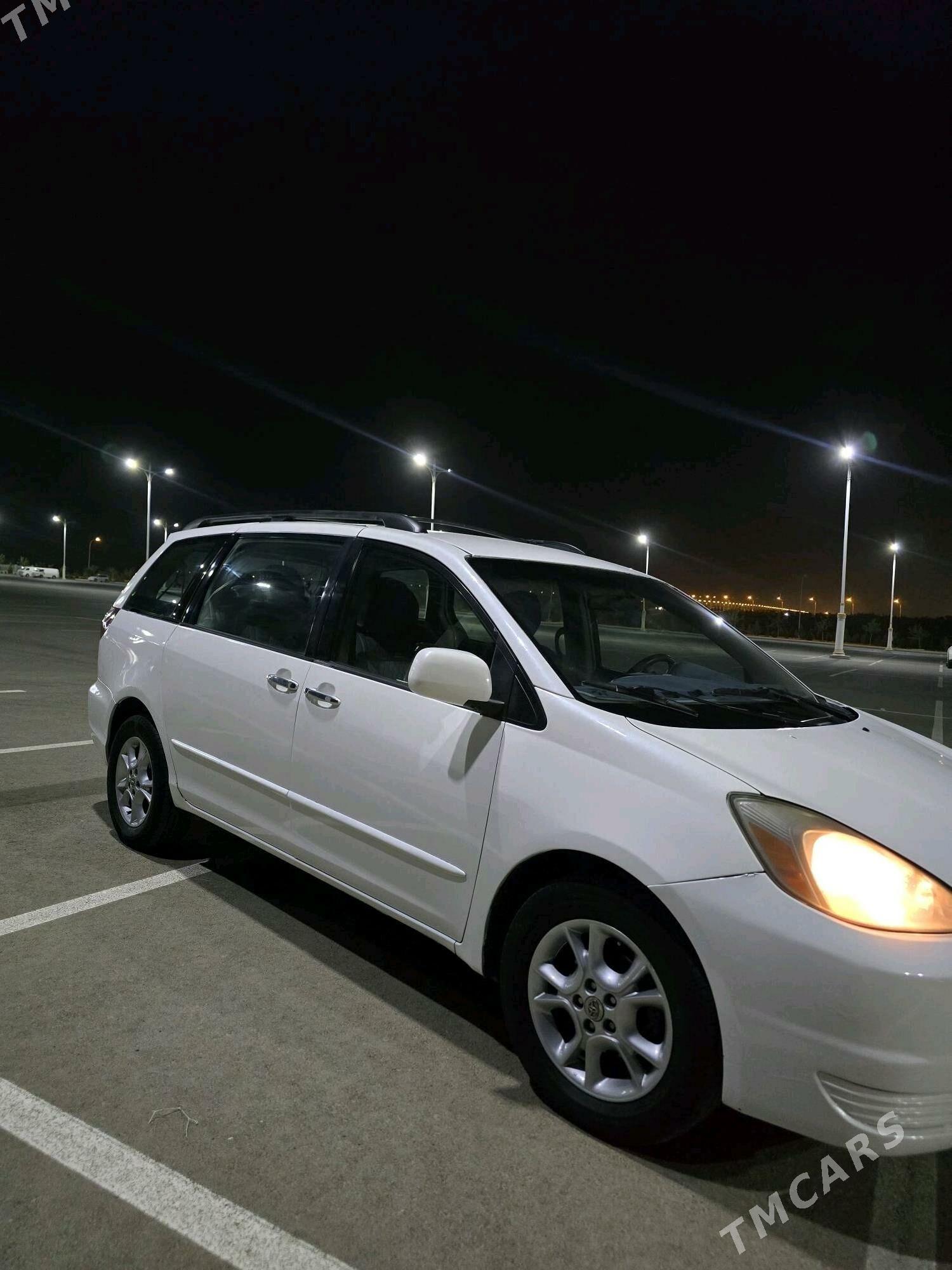Toyota Sienna 2004 - 185 000 TMT - Ашхабад - img 2