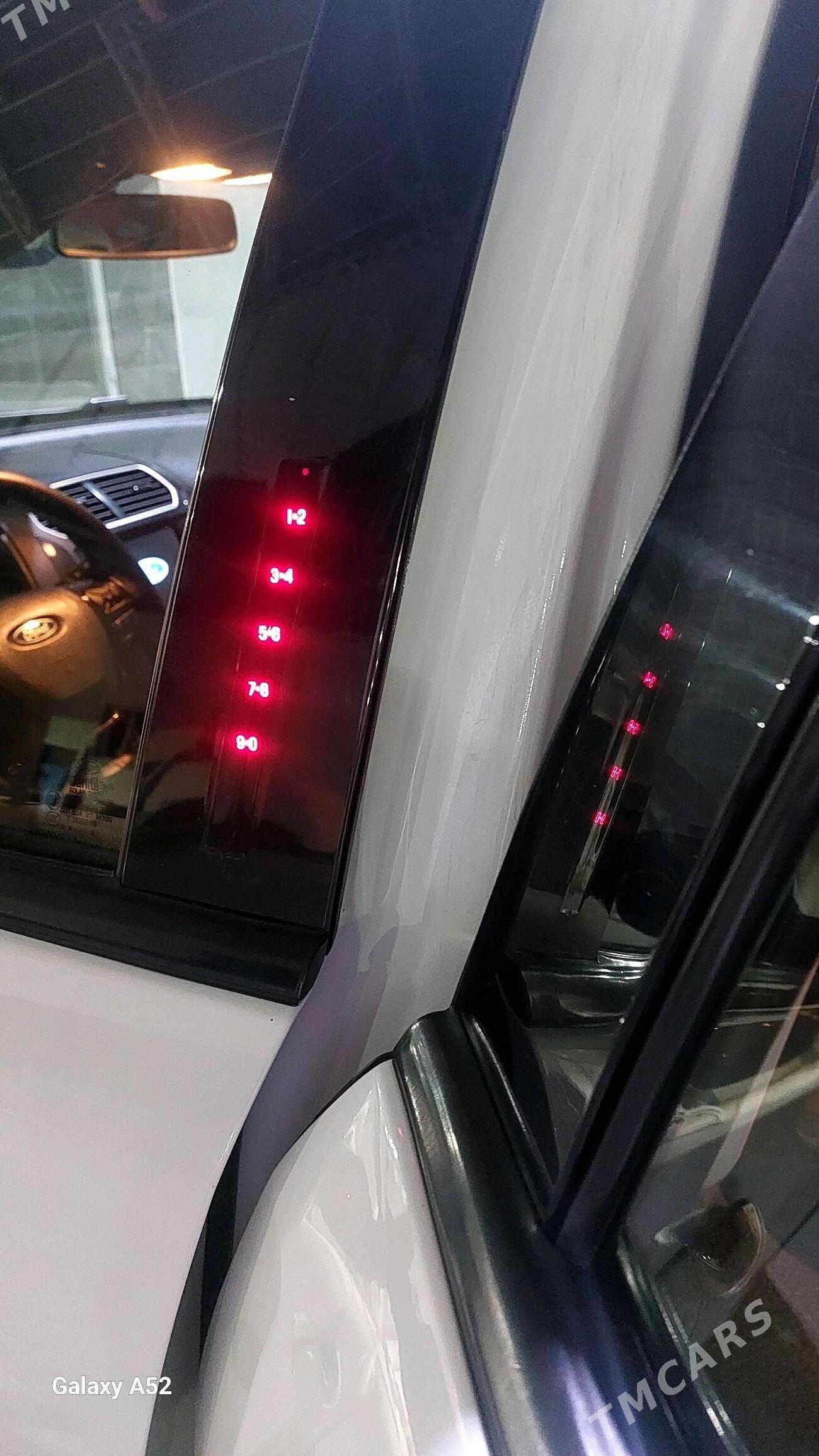 Ford Explorer 2017 - 279 000 TMT - Aşgabat - img 6