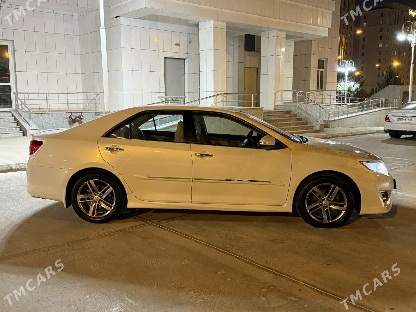 Toyota Camry 2012 - 230 000 TMT - Ашхабад - img 4