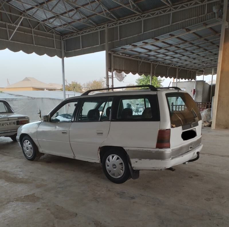 Opel Astra 1992 - 22 000 TMT - Мары - img 5