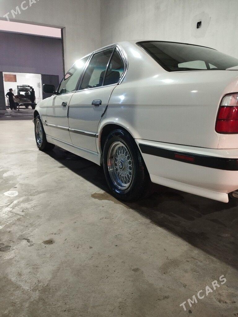 BMW 540 1995 - 85 000 TMT - Кëши - img 9
