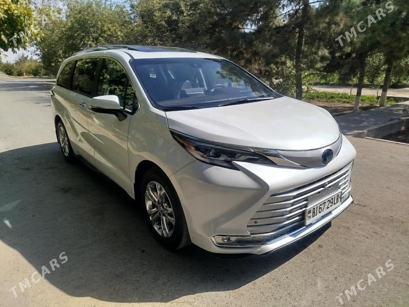 Toyota Sienna 2023 - 800 000 TMT - Туркменабат - img 3