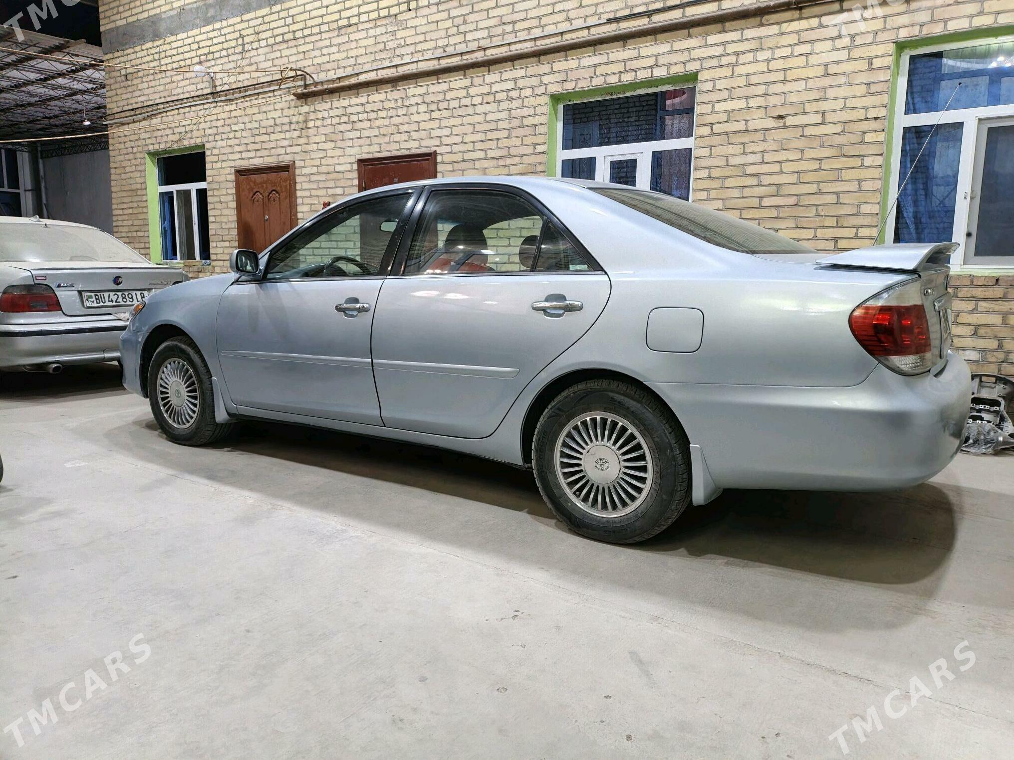 Toyota Camry 2005 - 160 000 TMT - Kerki - img 3