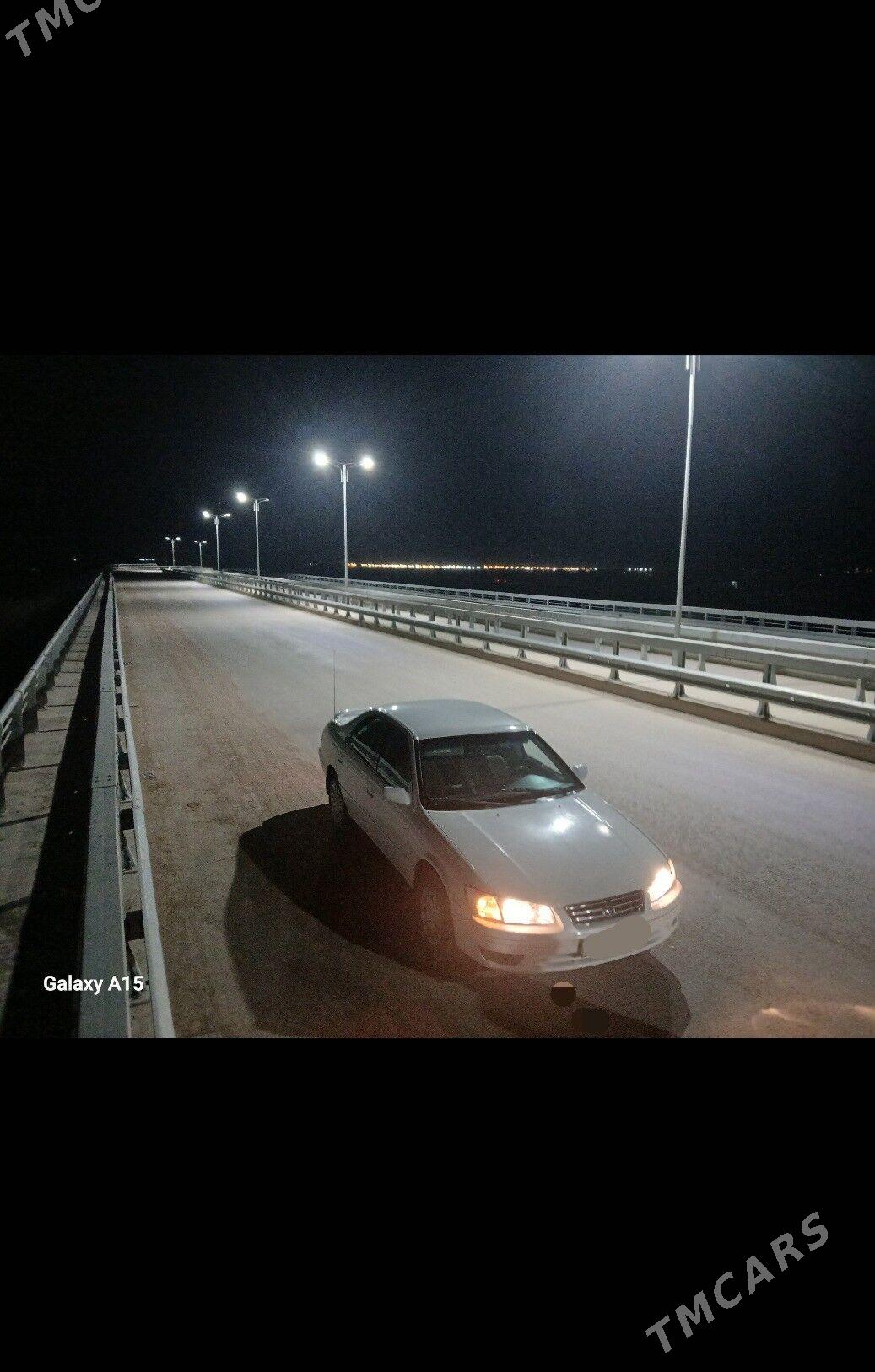 Toyota Camry 2000 - 140 000 TMT - Кёнеургенч - img 1