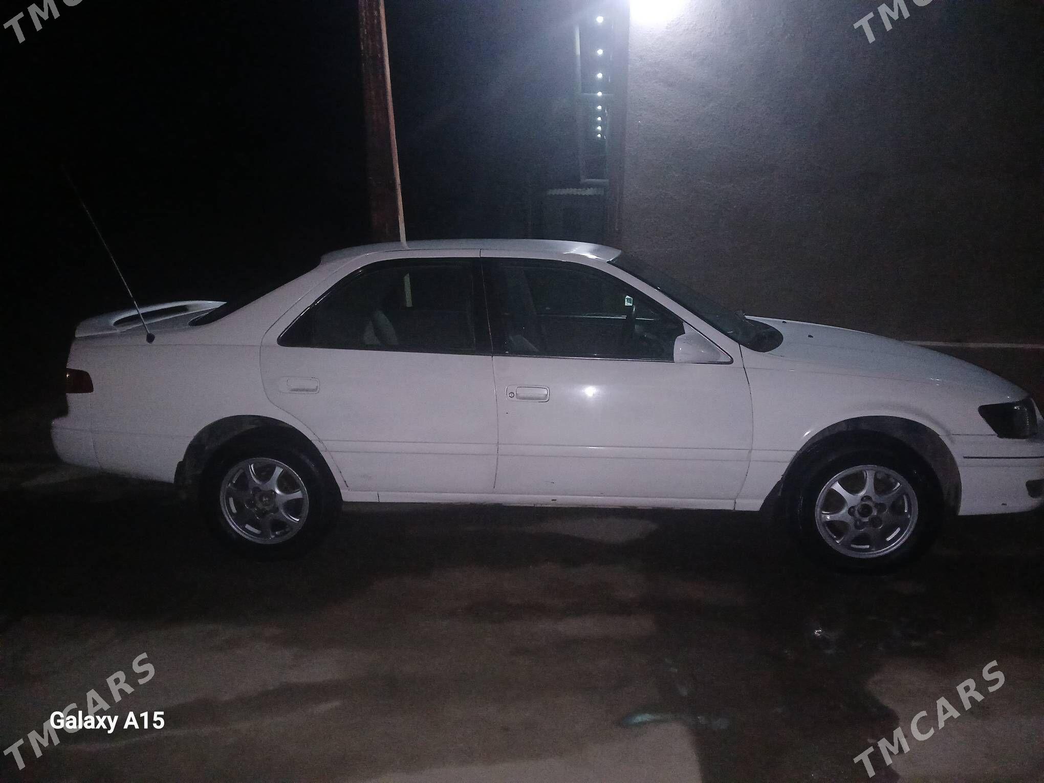 Toyota Camry 2000 - 140 000 TMT - Кёнеургенч - img 5