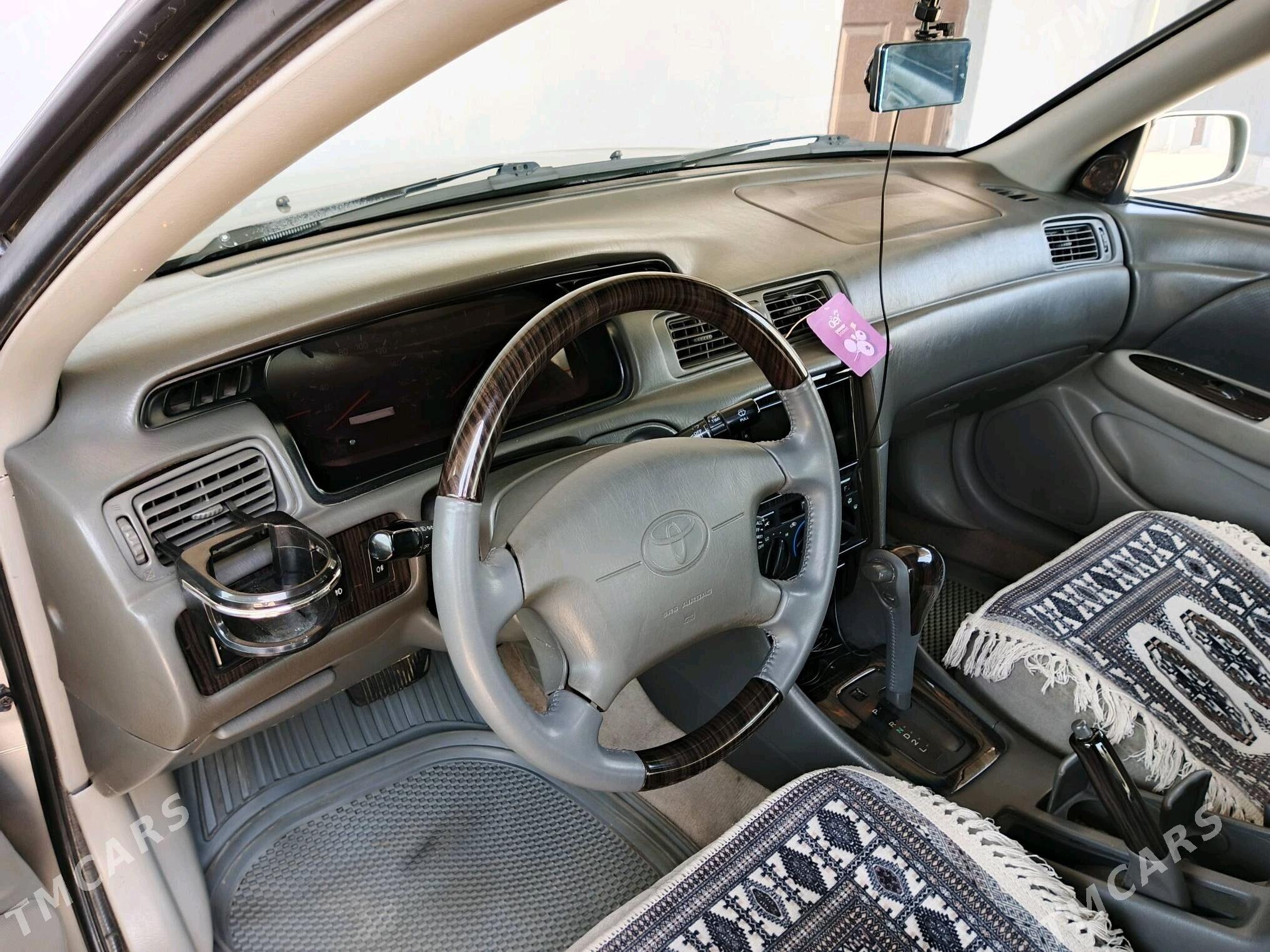 Toyota Camry 1998 - 140 000 TMT - Байрамали - img 1
