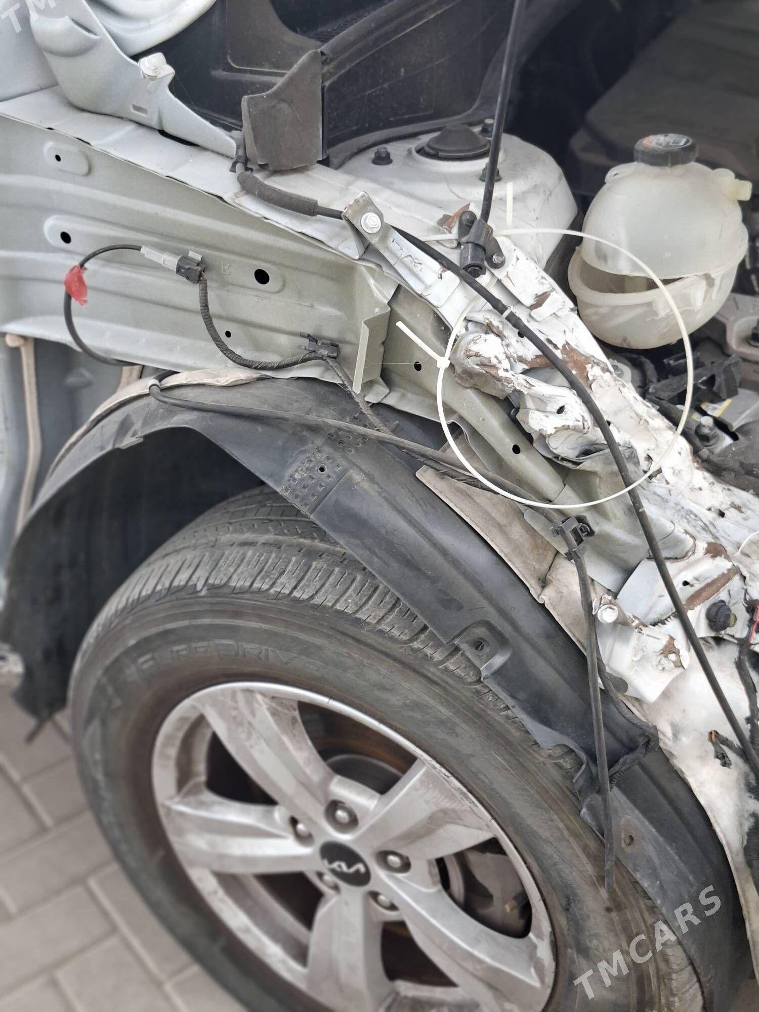 Kia Sorento 2021 - 330 000 TMT - Täze zaman - img 7