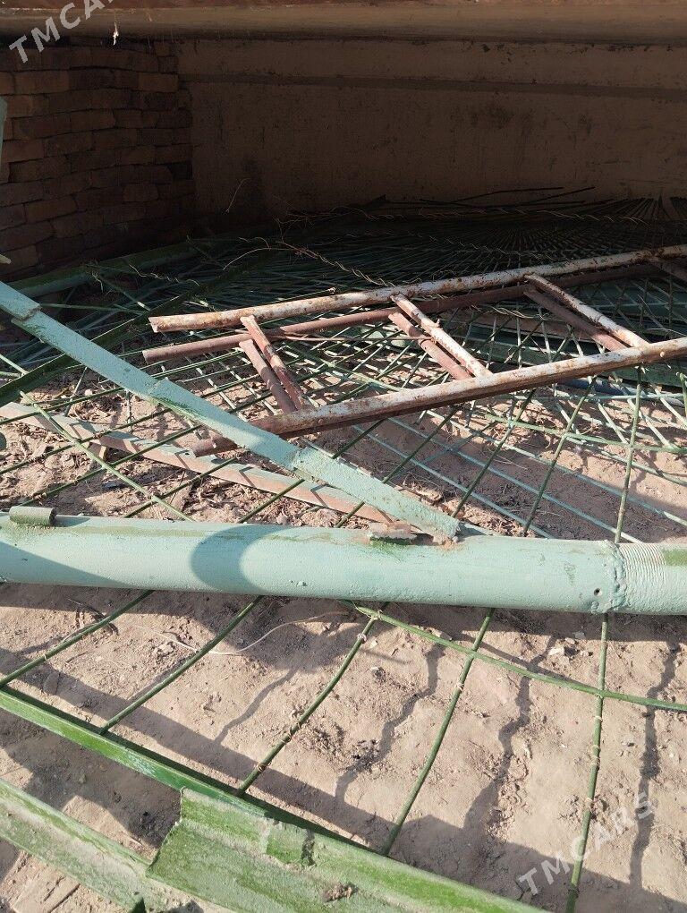 Трубы решотки доски - Çärjew - img 2