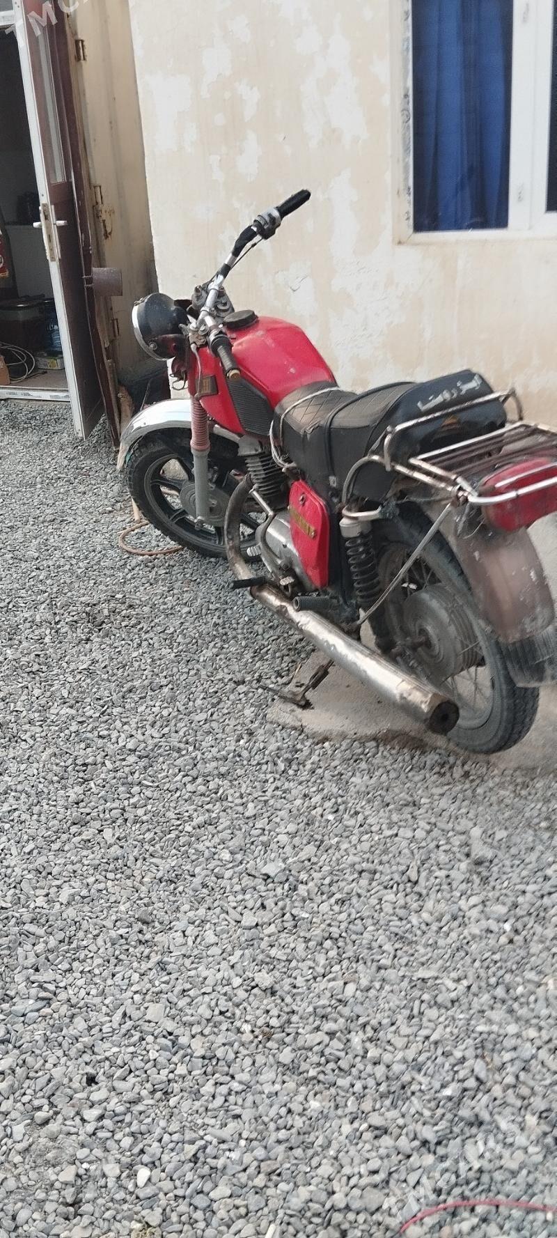 Iž Planeta 5 2002 - 6 000 TMT - Bäherden - img 2