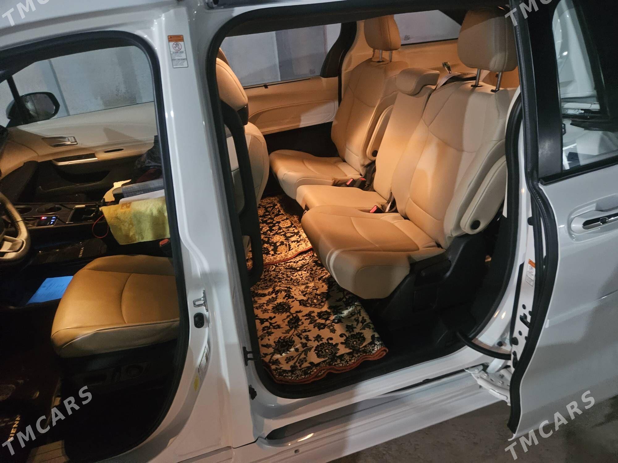 Toyota Sienna 2022 - 700 000 TMT - Ак-Бугдайский этрап - img 5