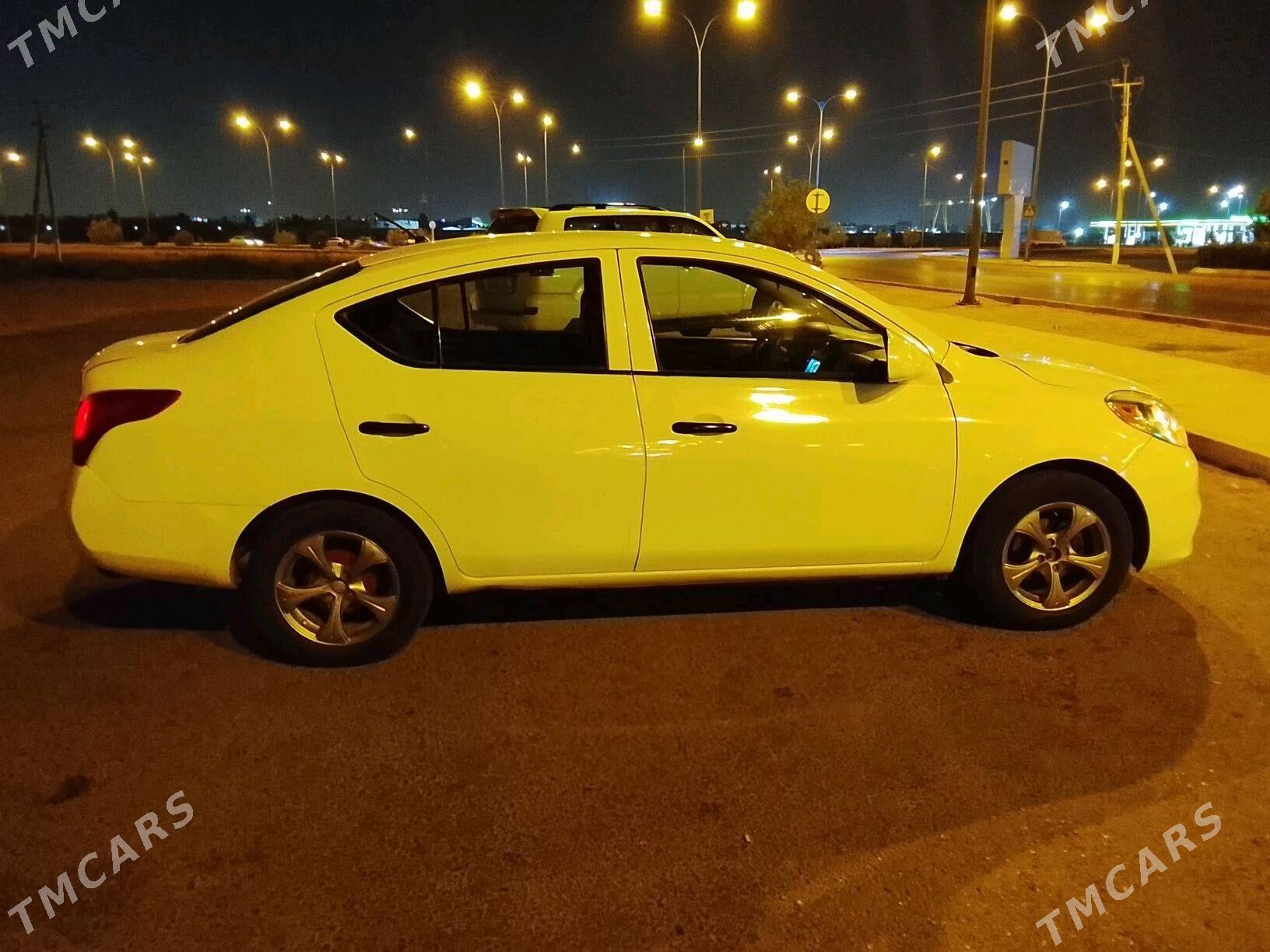 Nissan Versa 2011 - 85 000 TMT - Garadamak - img 2