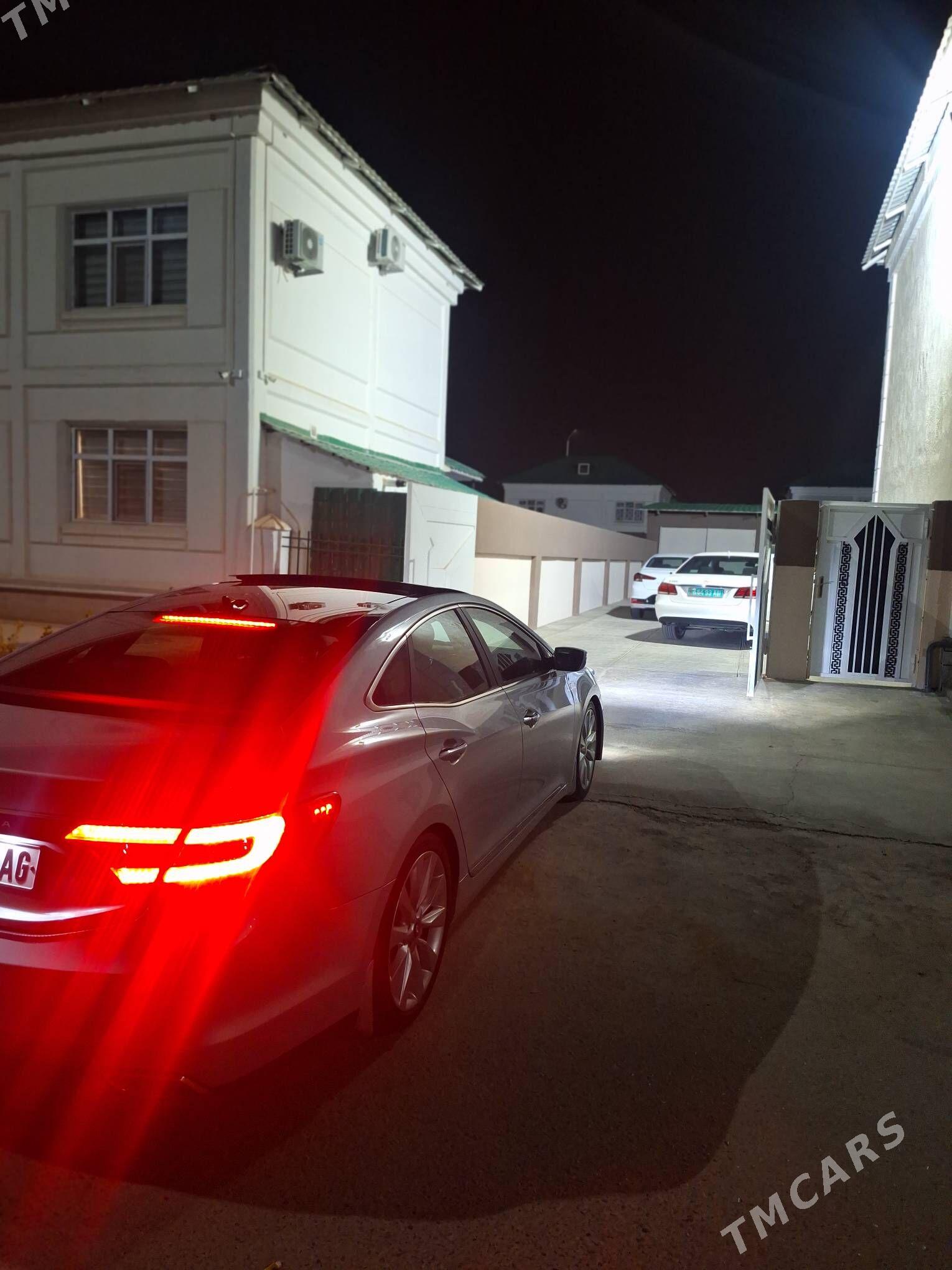 Hyundai Azera 2017 - 275 000 TMT - 11 мкр - img 4