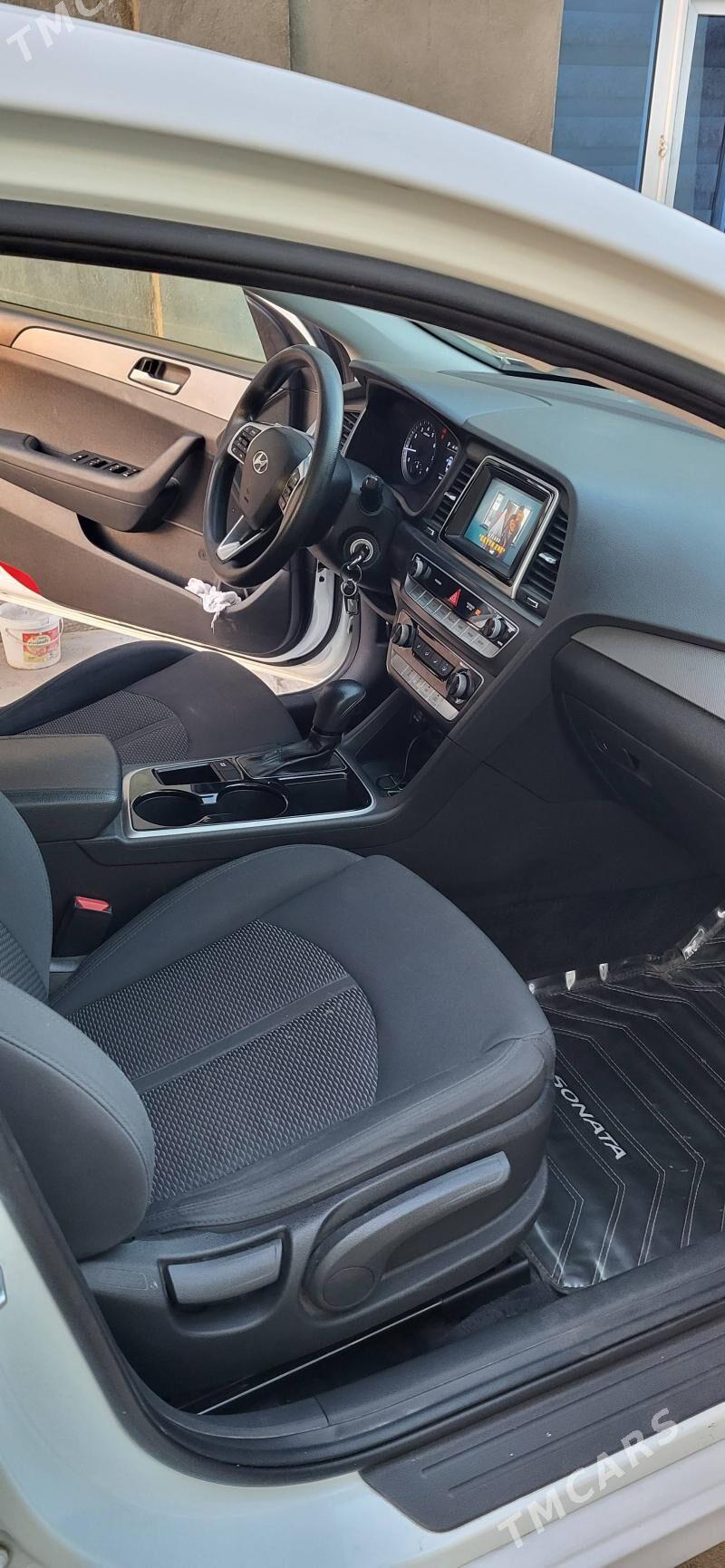 Hyundai Sonata 2019 - 210 000 TMT - Büzmeýin - img 7
