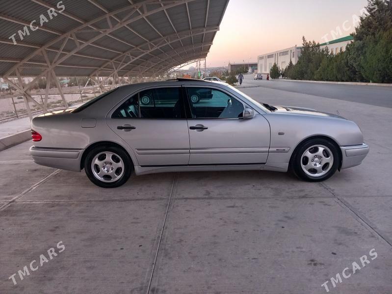 Mercedes-Benz E320 1999 - 132 000 TMT - Balkanabat - img 4