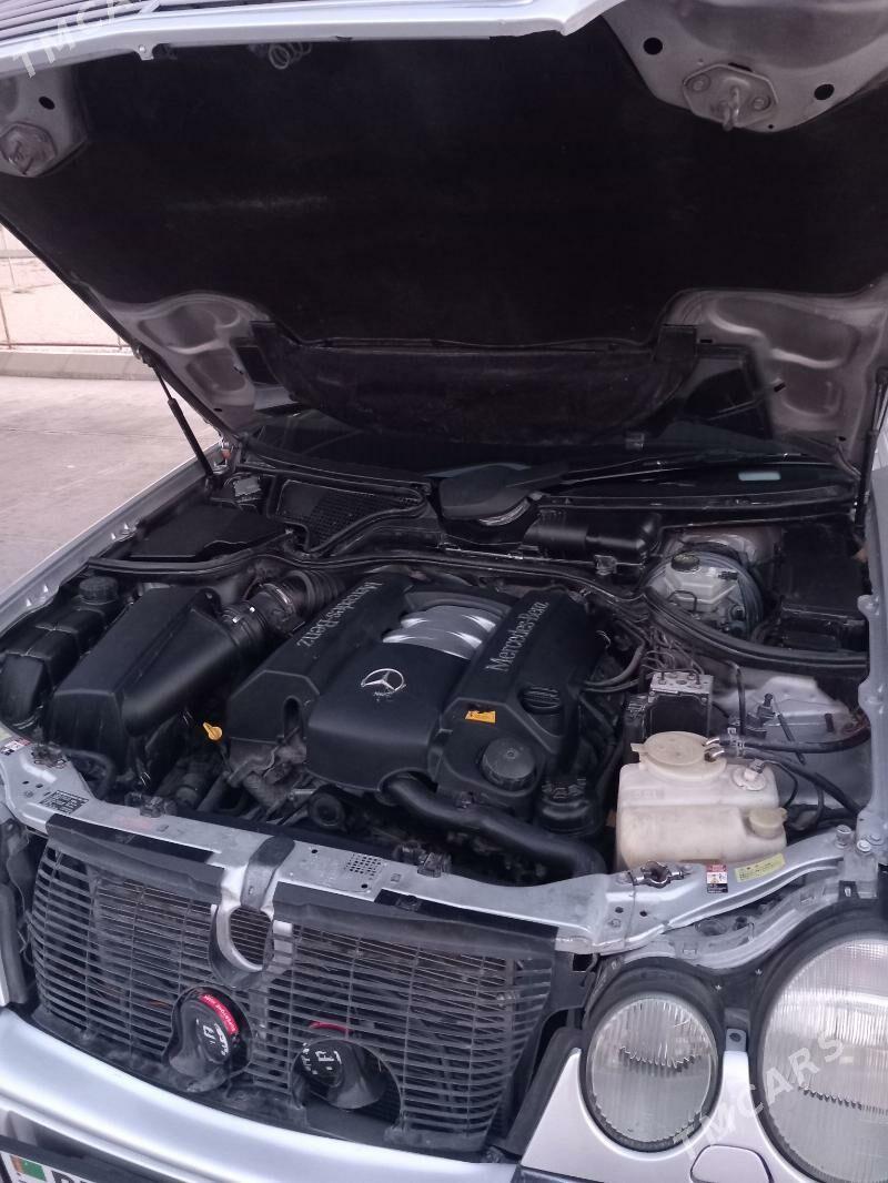 Mercedes-Benz E320 1999 - 132 000 TMT - Balkanabat - img 8