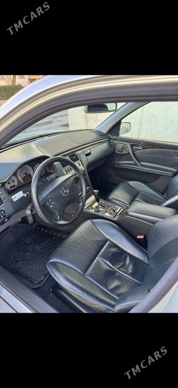 Mercedes-Benz E320 2001 - 240 000 TMT - Туркменабат - img 5