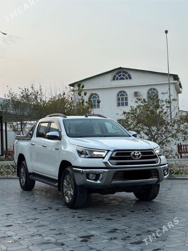 Toyota Hilux 2024 - 582 000 TMT - Ашхабад - img 1