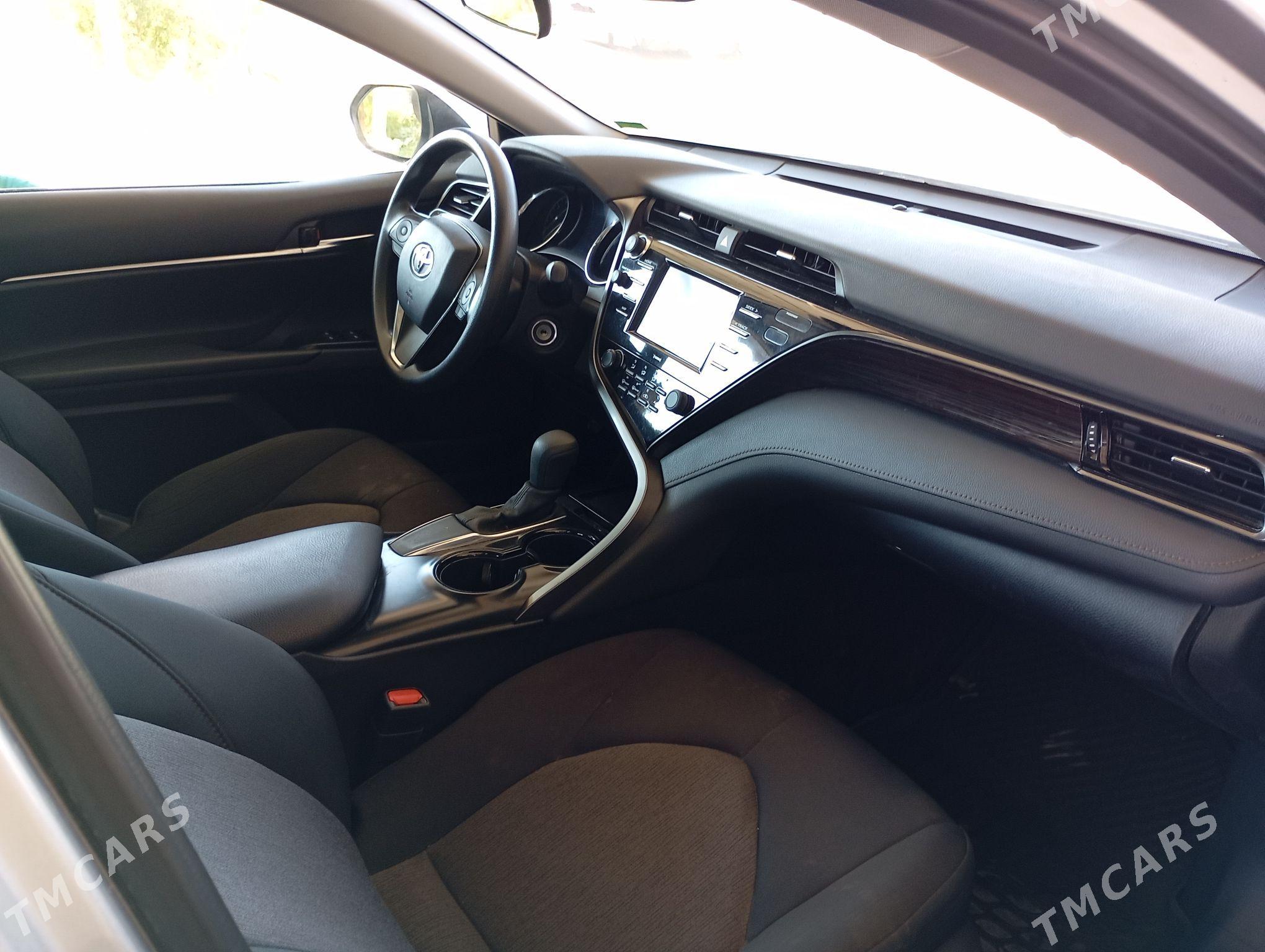 Toyota Camry 2020 - 280 000 TMT - Ёлётен - img 3