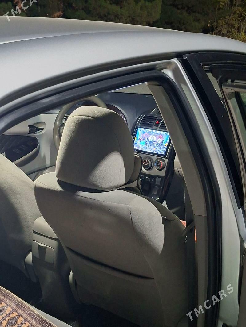 Toyota Corolla 2012 - 170 000 TMT - Кëши - img 4