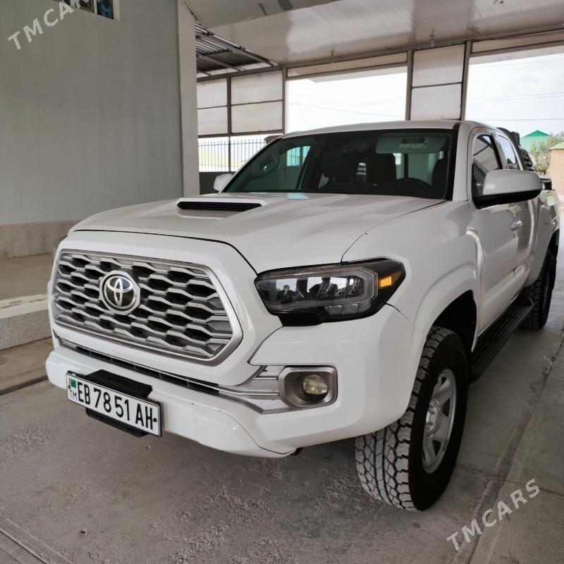 Toyota Tacoma 2022 - 400 000 TMT - Änew - img 3