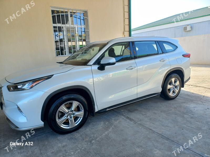 Toyota Highlander 2020 - 500 000 TMT - 30 мкр - img 4