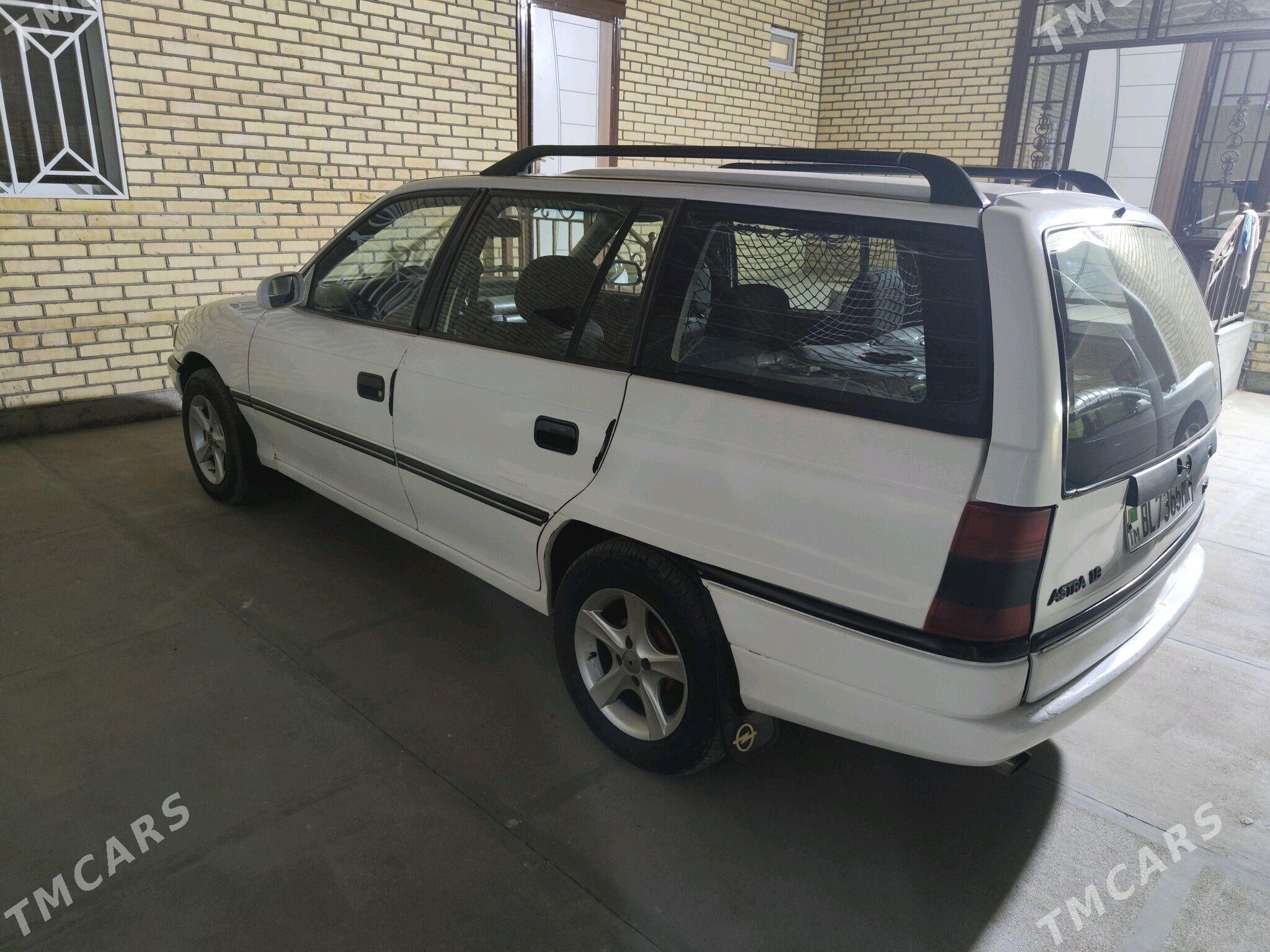 Opel Astra 1992 - 47 000 TMT - Mary - img 1