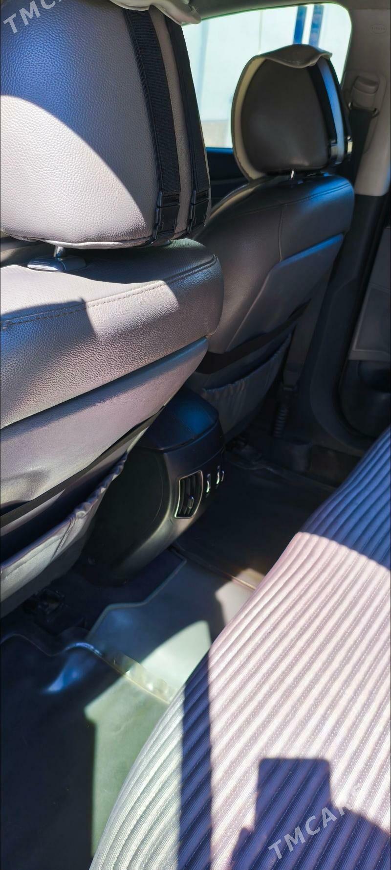 Hyundai Sonata 2013 - 158 000 TMT - Дянев - img 4