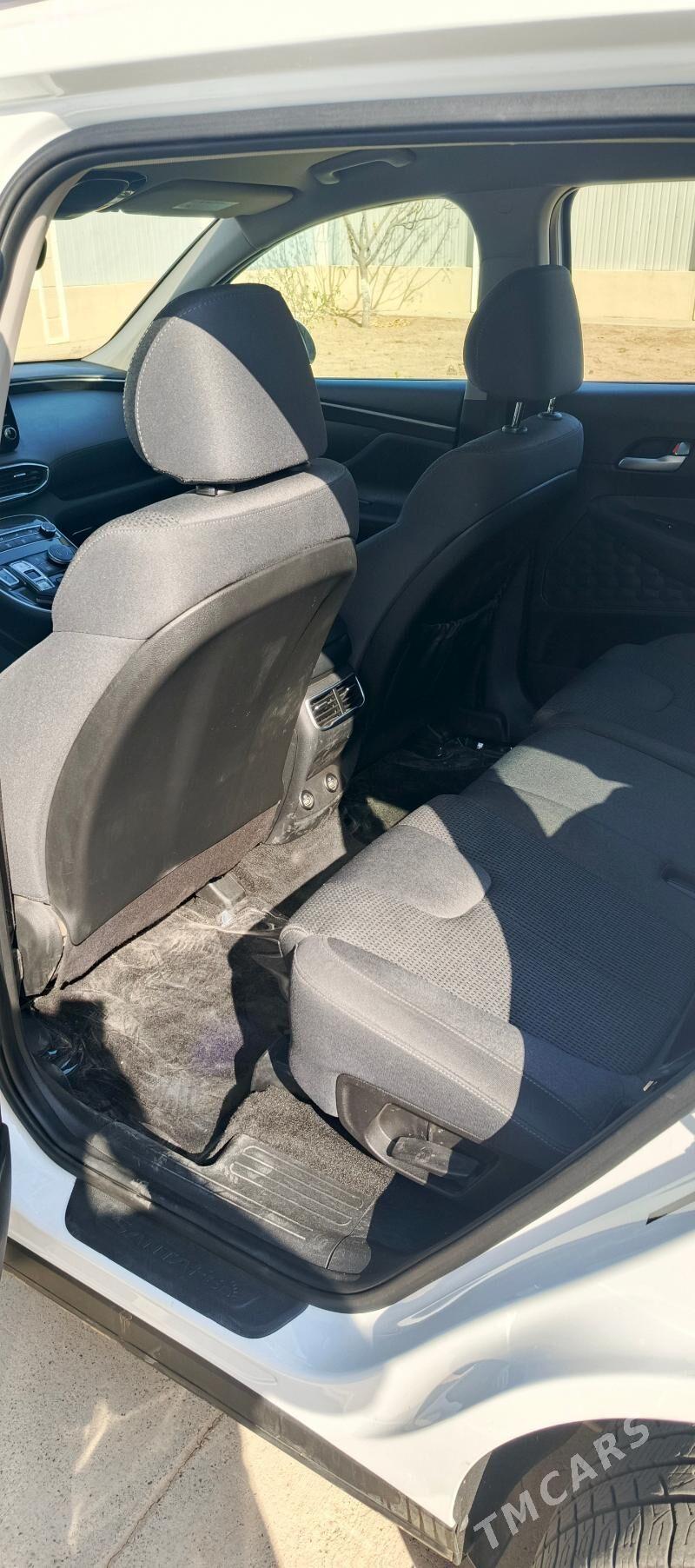 Hyundai Santa Fe 2022 - 380 000 TMT - Тязе заман - img 4