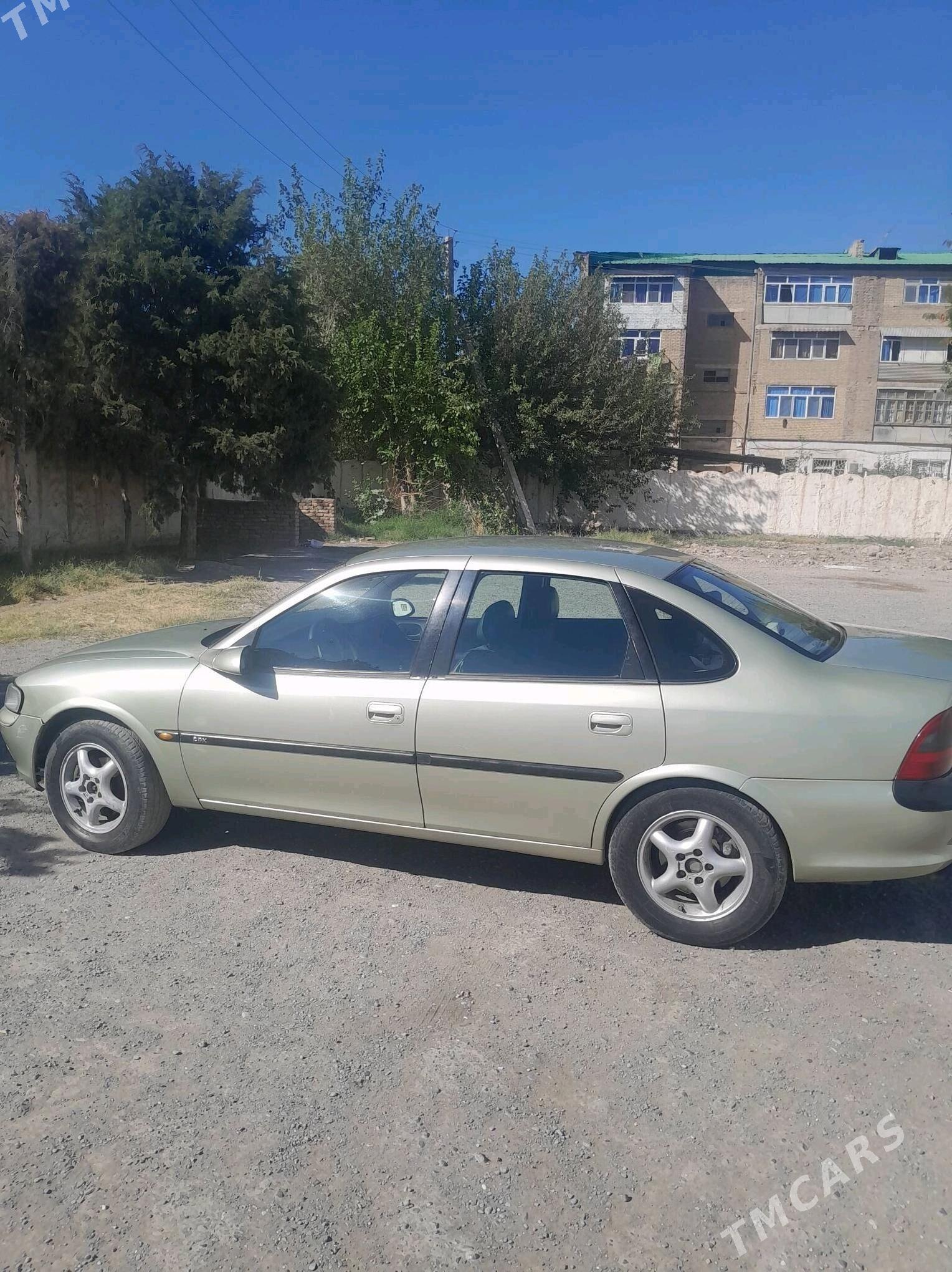 Opel Vectra 1998 - 28 000 TMT - Чарджоу - img 3