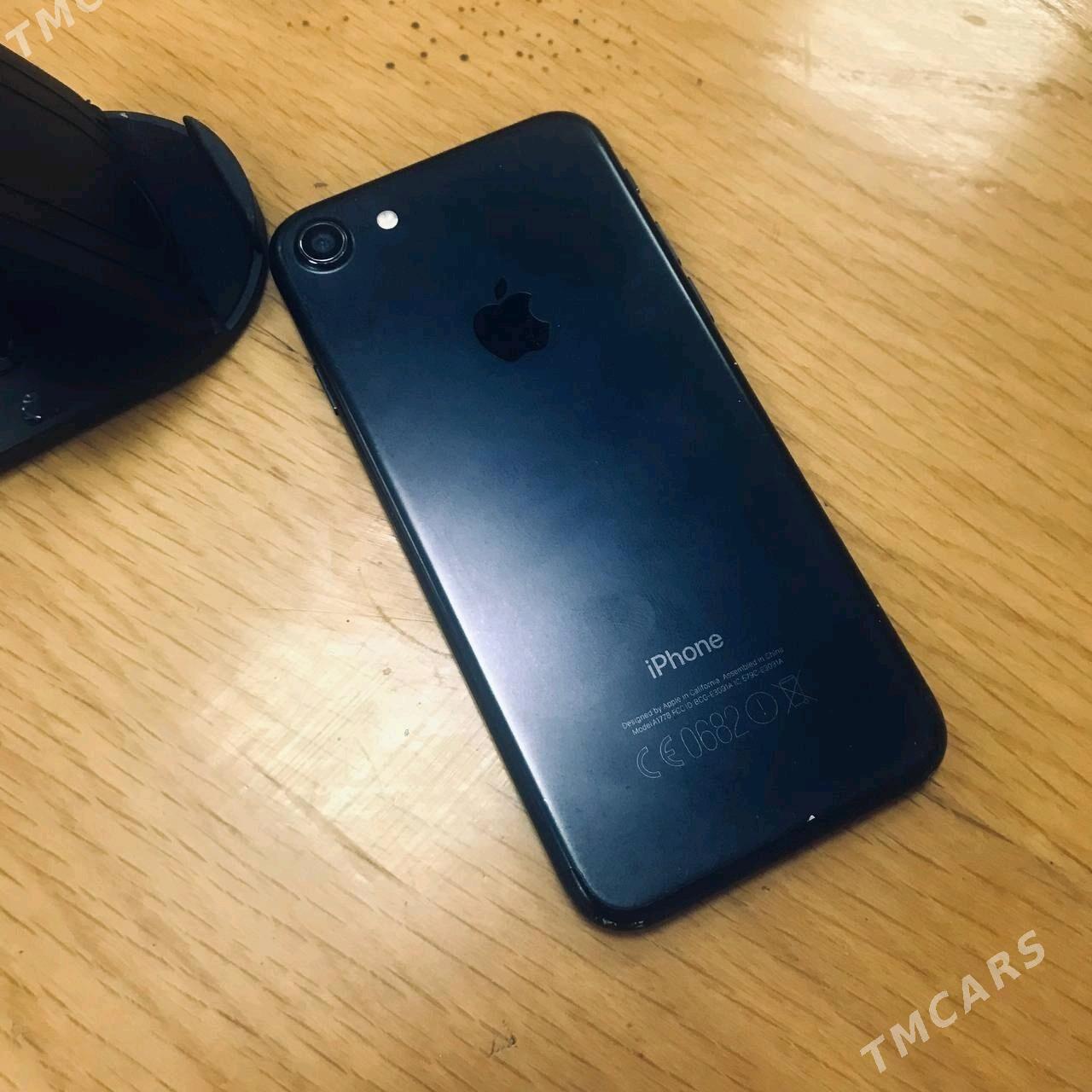 Iphone 7 - Mary - img 1