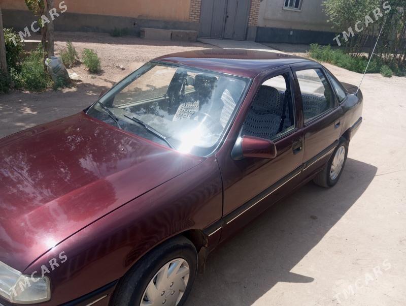 Opel Vectra 1991 - 38 000 TMT - Губадаг - img 5
