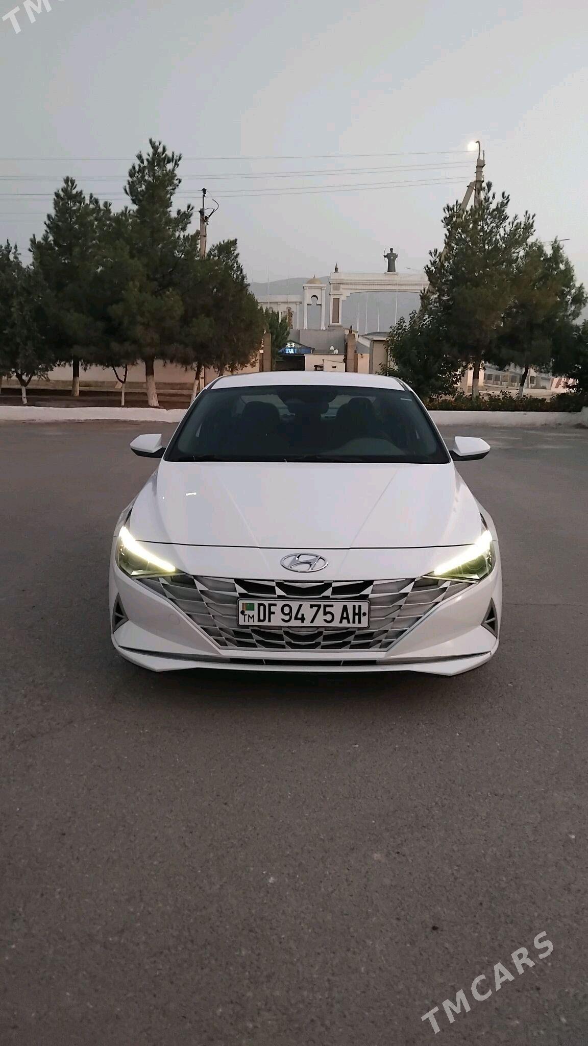 Hyundai Elantra 2020 - 240 000 TMT - Гёкдепе - img 1