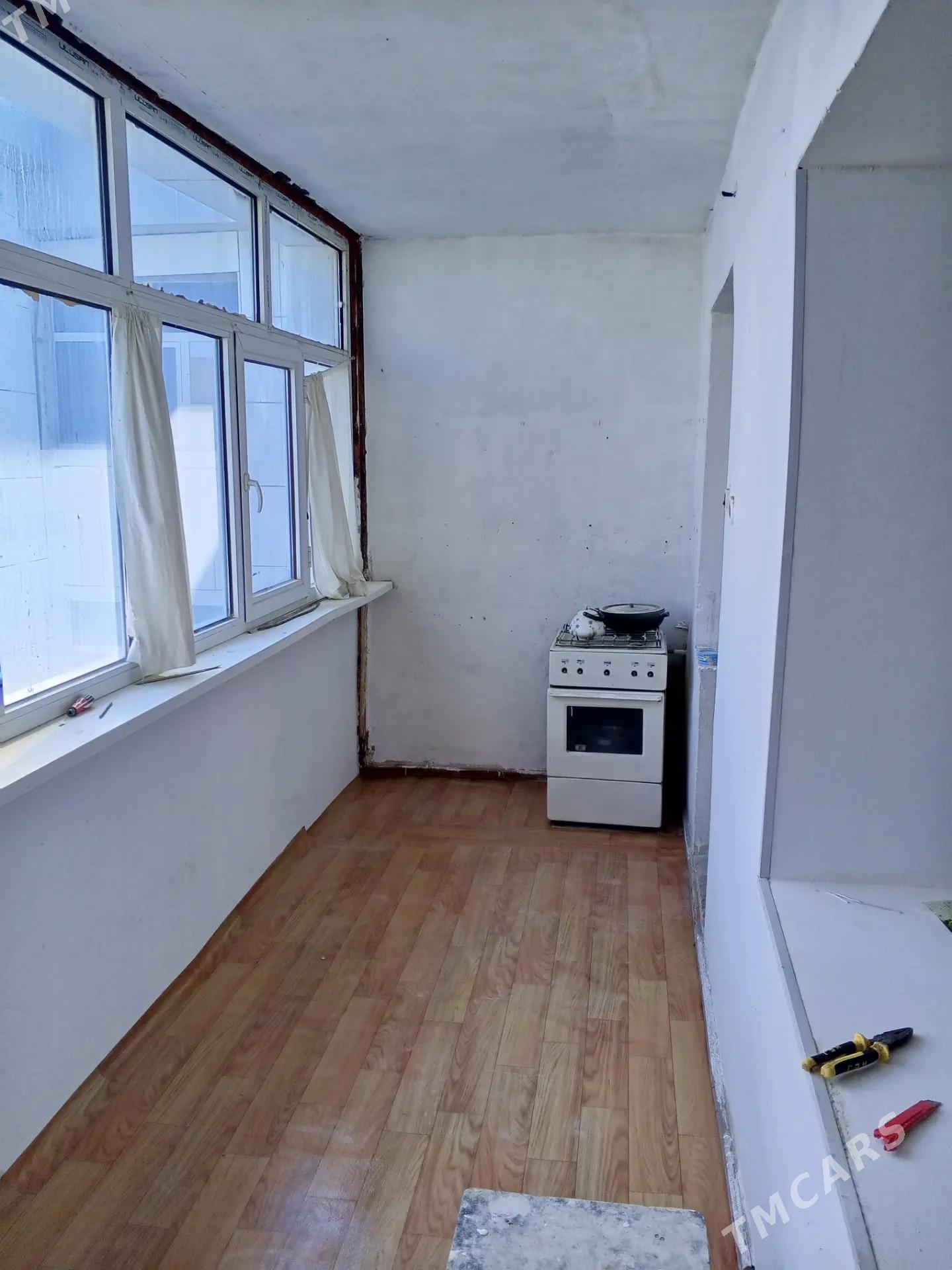 микрайон 4 эт 2 ком - Türkmenbaşy - img 4