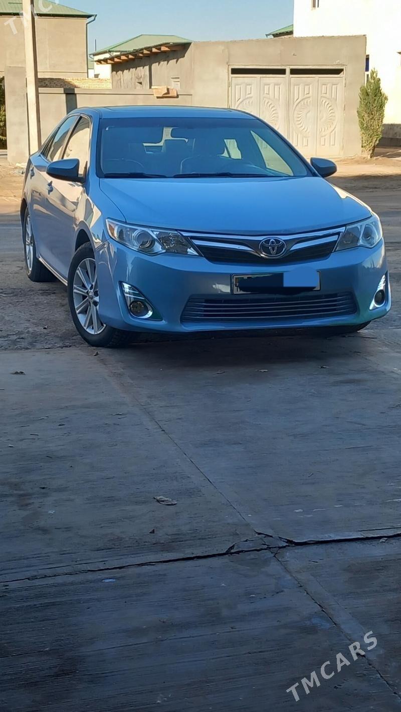 Toyota Camry 2012 - 235 000 TMT - Дашогуз - img 1