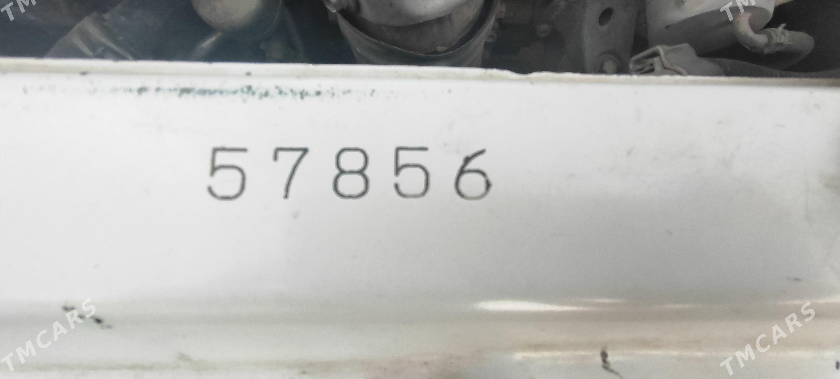 Toyota Camry 2010 - 200 000 TMT - Бахарден - img 3