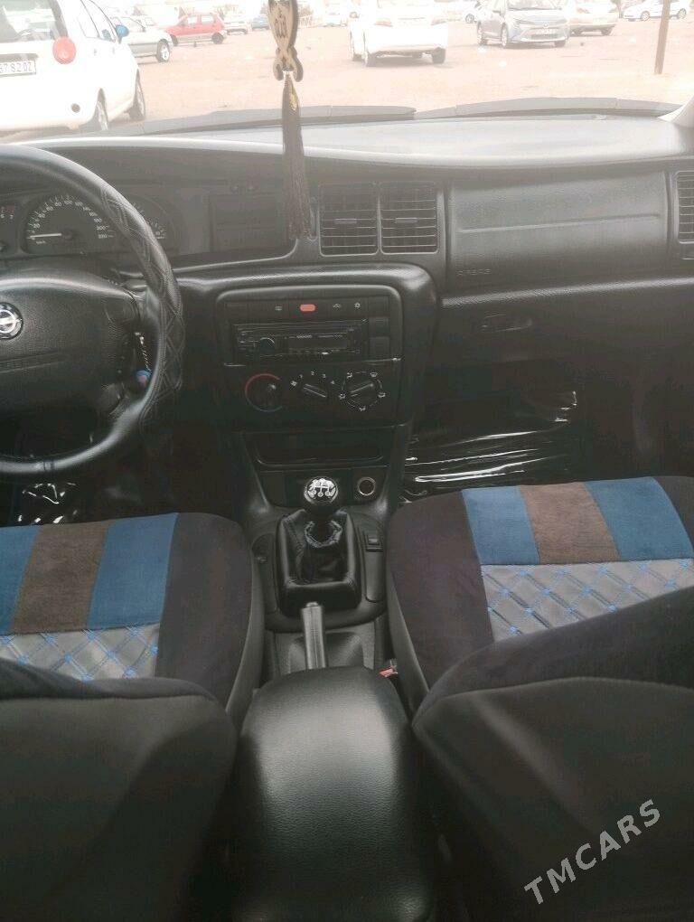 Opel Vectra 2000 - 65 000 TMT - Дашогуз - img 3
