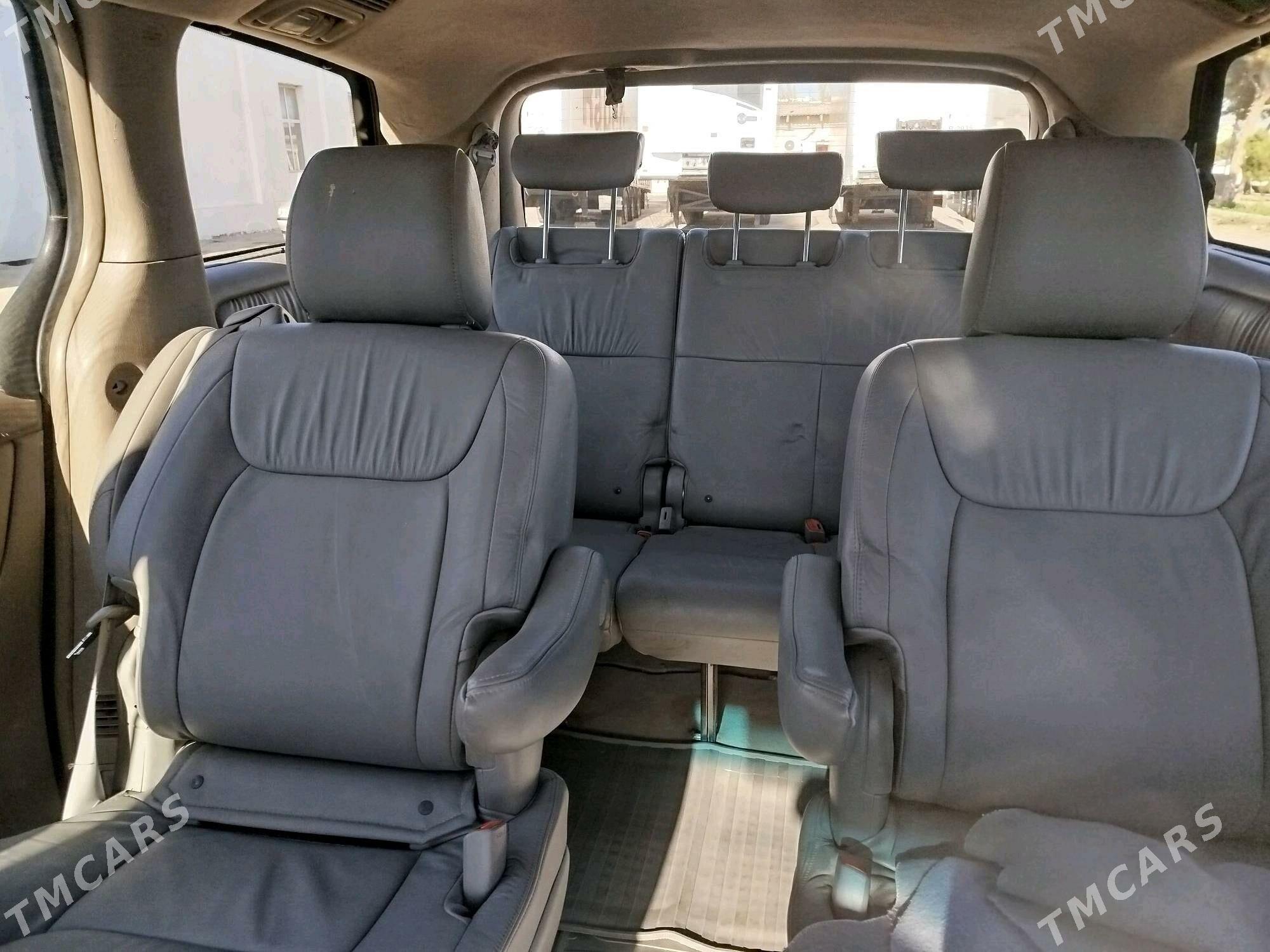 Toyota Sienna 2004 - 205 000 TMT - Туркменабат - img 5