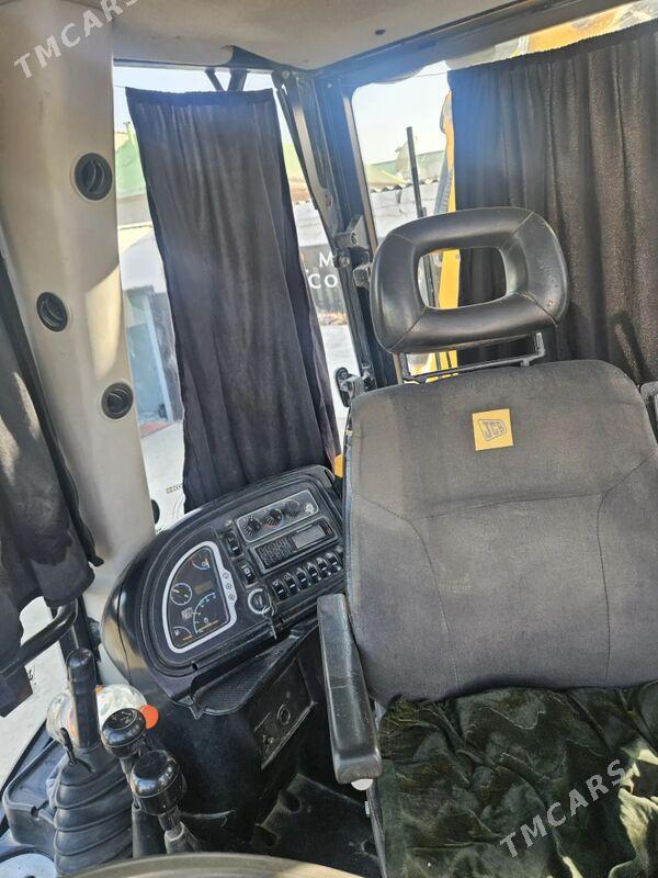 JCB 3CX Compact 2012 - 700 000 TMT - Aşgabat - img 1