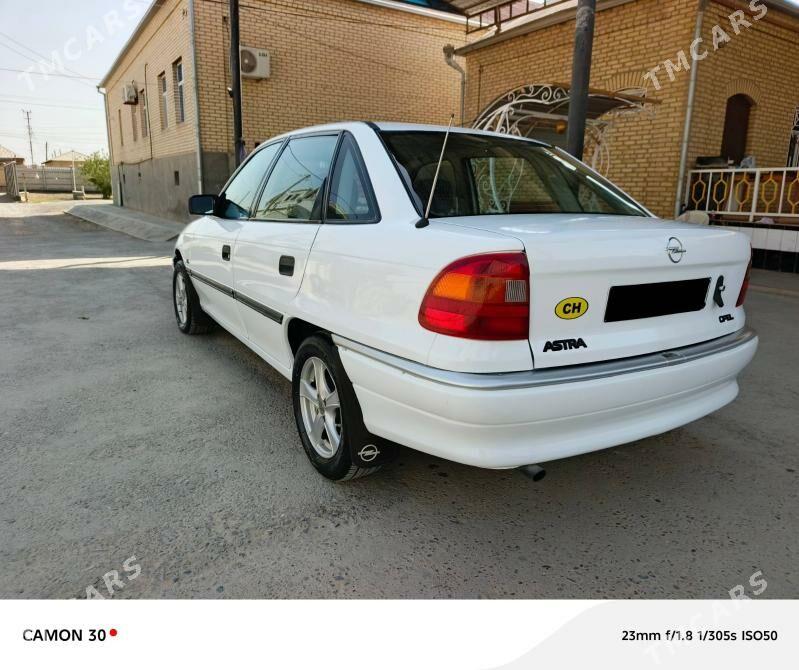 Opel Astra 1992 - 43 000 TMT - Мары - img 1