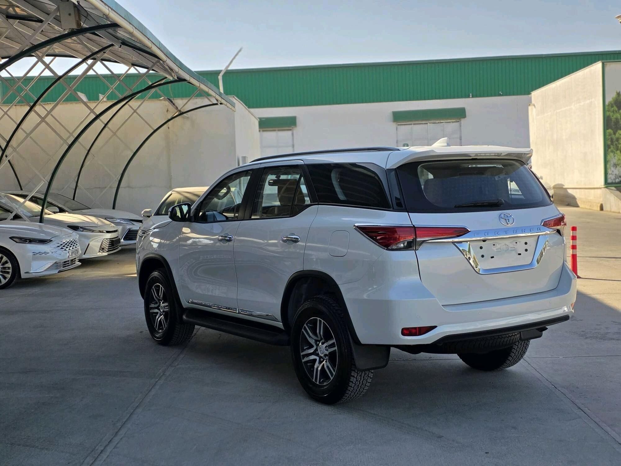 Toyota Fortuner 2024 - 685 000 TMT - 11 мкр - img 5