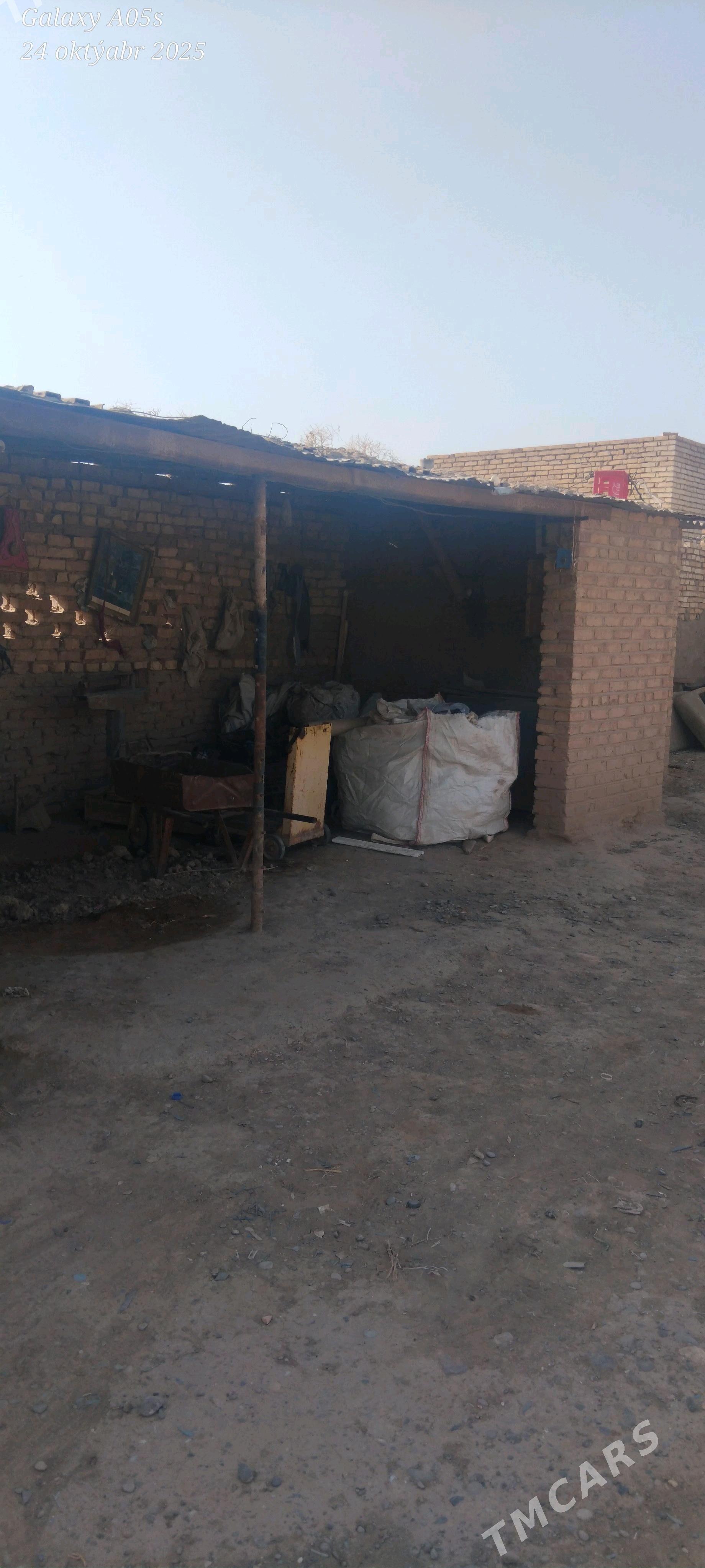 MELLEK YER - Серахс - img 2